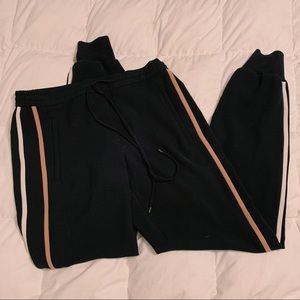 NWT Vince joggers small
